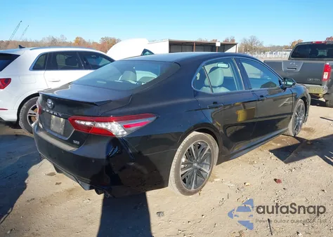 2018 Toyota Camry Xse z USA, uszkodzony, nr VIN 4T1B61HK2JU004656